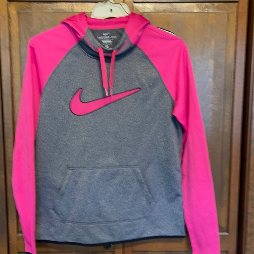 Like. New. Nike  medium